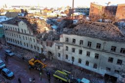 Đằng sau việc Nga dồn dập tấn công thành phố lớn thứ 2 của Ukraine